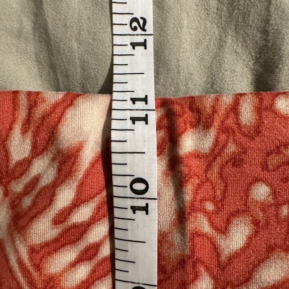 Maurice’s Luxe Capri leggings. - Picture 7 of 8